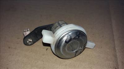 Renault Master 03-10 Bal Első Ajtó Zárbetét