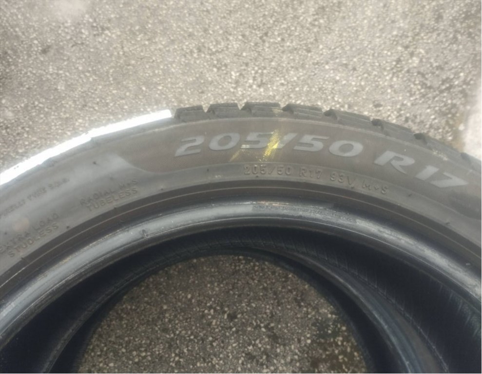 205/50 17 Pirelli Semperit téli gumi r17 " 2-2db dot19 5. kép