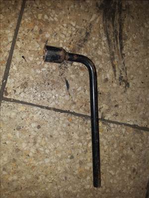 Renault Kangoo 07-14 Csőkulcs Kerékhez