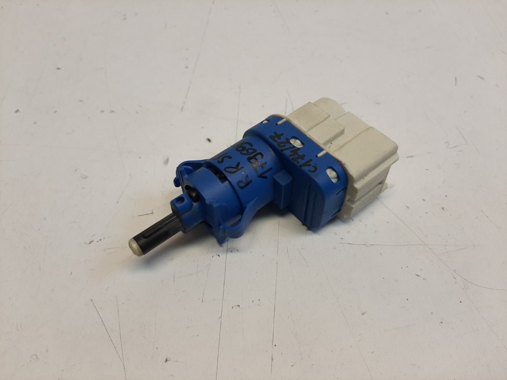 Land Rover Range Rover Sport (L320) féklámpa kapcsoló XKB500030 1. kép