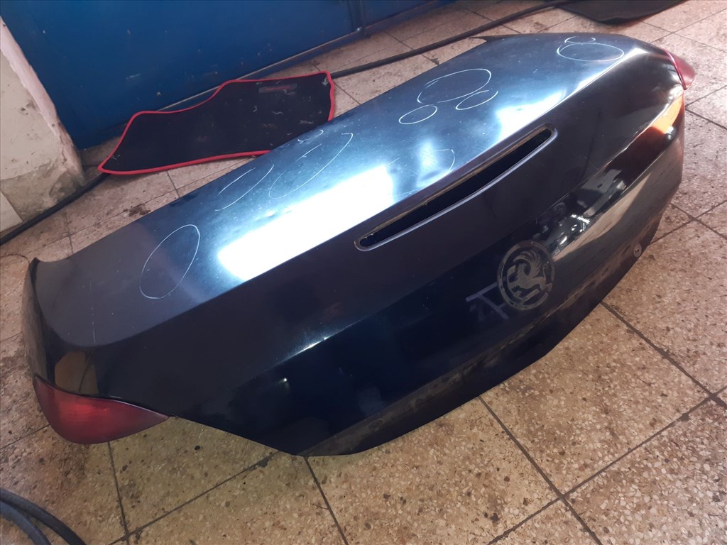 Opel Astra H Csomagtér Ajtó 2. kép