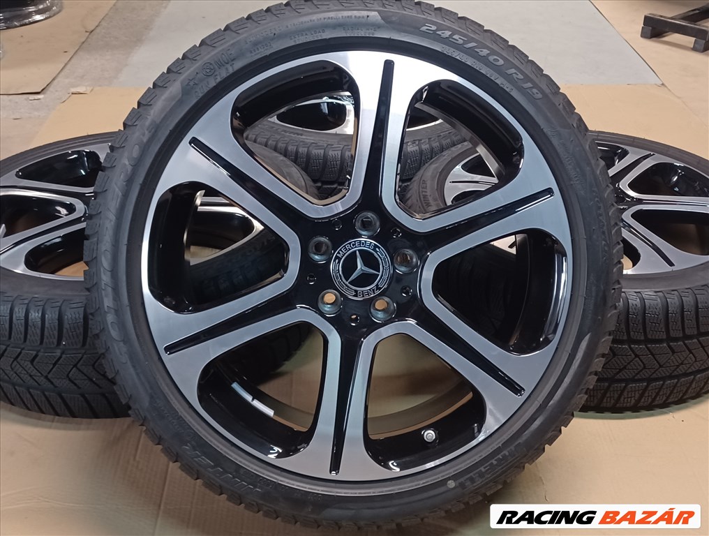 Mercedes W213 E klasse 5x112 8x19 245/40 R19 téli gumikkal 4db 1. kép