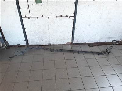 Nissan Micra  üzemanyagcső