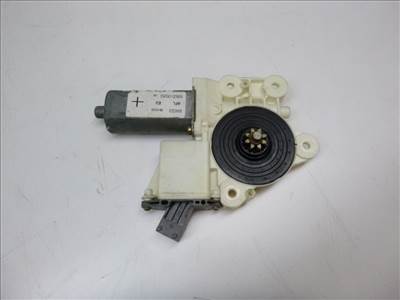 Toyota Avensis (T25) bal első ablakemelő motor