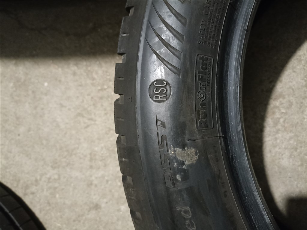  245/5018" újszerű Dunlop téli gumi gumi 9. kép