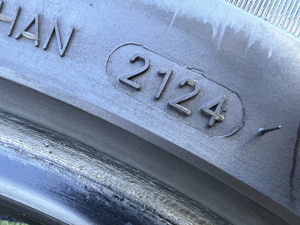 225/60 R18 Fortuna Winter Suv 2 téli gumi 5mm 6. kép