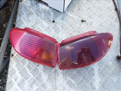 Mazda 2 (ZQ) hátsó lámpa 