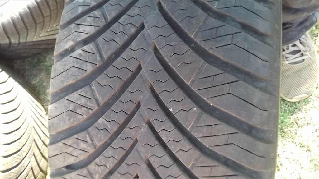  5x100 osztású 6,5J 16" használt (gyári felni) alufelni Vw Seat Skoda 205/45 négyévszakos gumikkal 8. kép