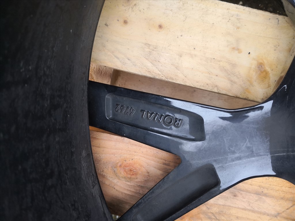 Volkswagen 19-es R-line sérült alufelni 1db 5. kép