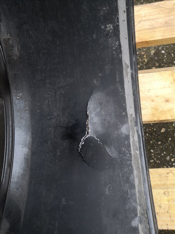 Volkswagen 19-es R-line sérült alufelni 1db 8. kép