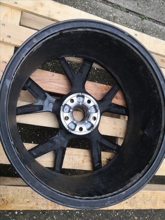 Volkswagen 19-es R-line sérült alufelni 1db 9. kép