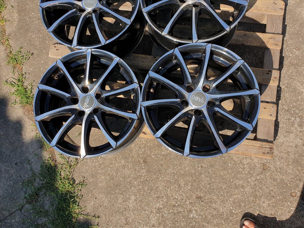 17" 5x112 DBV Tropez 2. kép