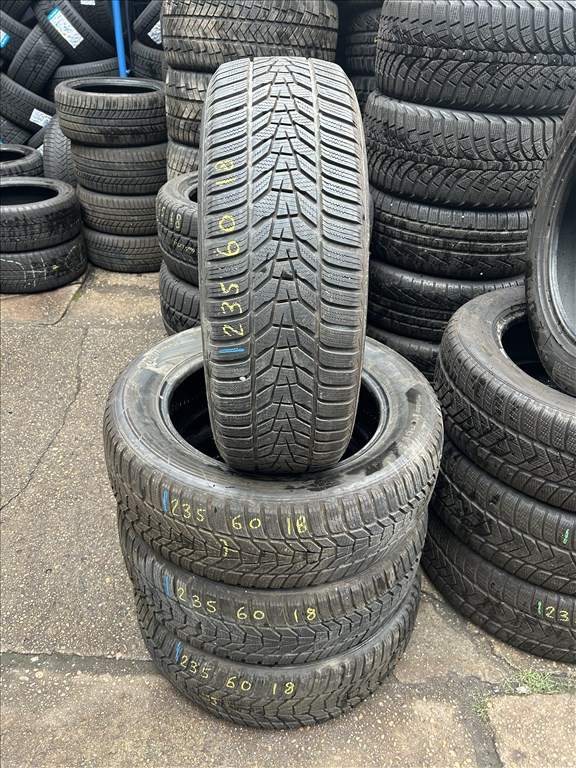 4db 235/60×18″ Hankook téli gumiabroncs. (3751738) 1. kép