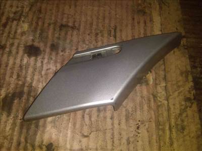 Mercedes C W203 Bal Hátsó Sárvédő Díszléc