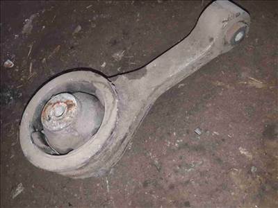 Ford Puma Motortartó Bak