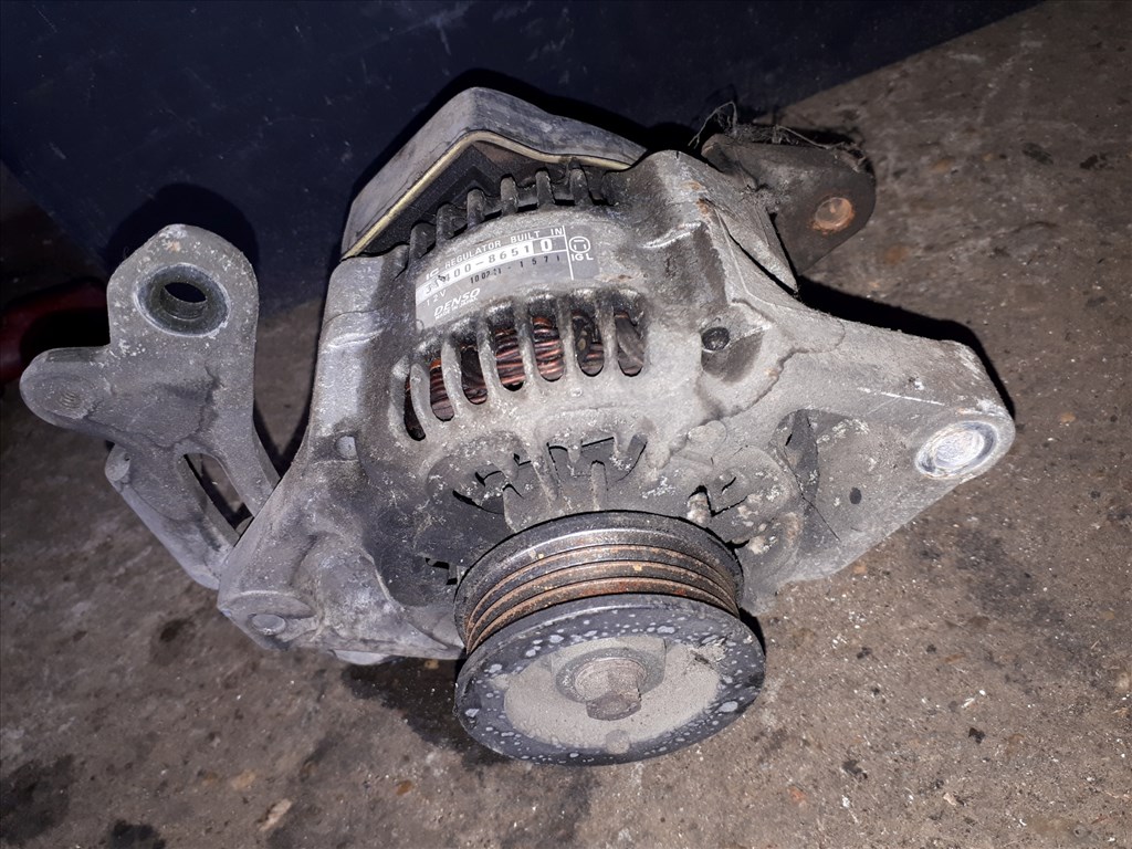 Suzuki Swift II 96-03 Generátor 31400-86510 1. kép