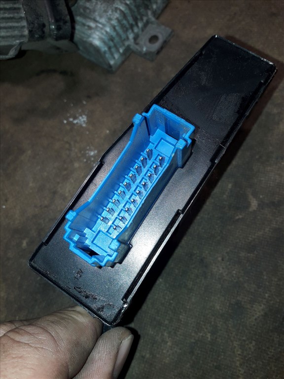 Renault Kangoo I Motorvezérlõ / ECU Szett 7 700 104 956 3. kép