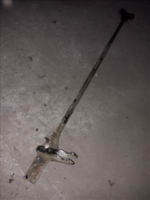 Mitsubishi L400 Jobb Első Torziós Rugó