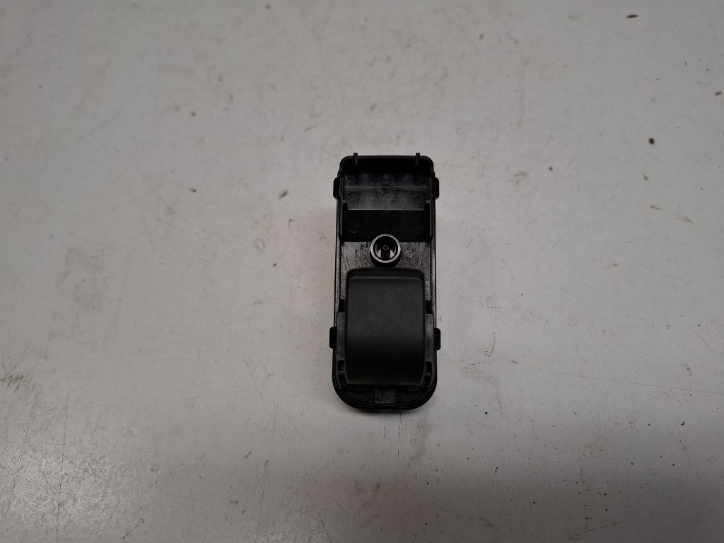 Mazda CX-3 bal hátsó ablakemelõ kapcsoló 1. kép