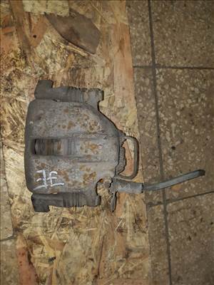 Audi A4 B5 Jobb Első Féknyereg