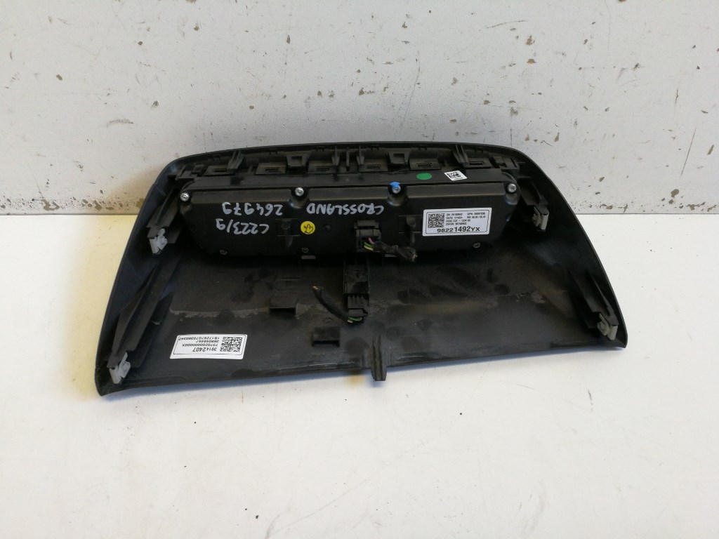 Opel crossland X  fûtéskapcsoló (fûtés kapcsoló) 98221492YX 3. kép