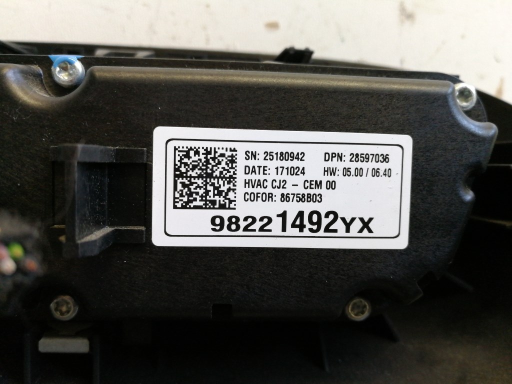 Opel crossland X  fûtéskapcsoló (fûtés kapcsoló) 98221492YX 4. kép