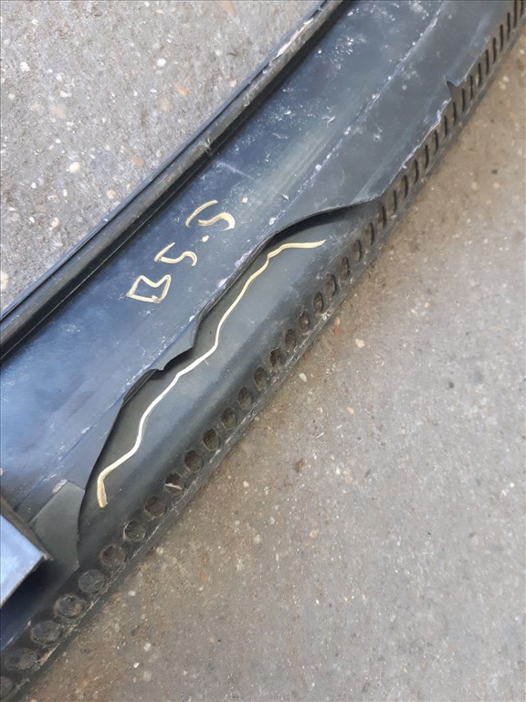 Volkswagen Passat B5 01-05 Levélrács Alatti Takaró Burkolat 3B1 819 415 E 3. kép