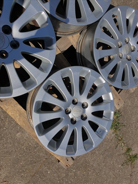 16" 5x100 Subaru 3. kép