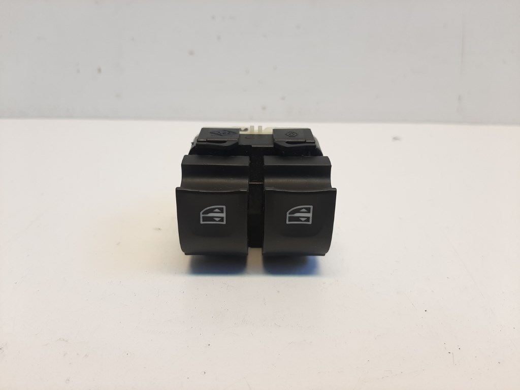 Renault Zoe bal elsõ ablakemelõ kapcsoló 254118722R 1. kép