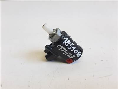 Toyota Auris (E180) kuplungpedál kapcsoló