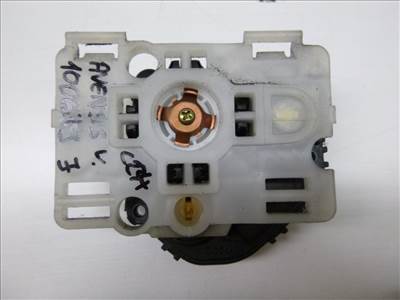 Toyota Avensis Verso jobb első visszapillantó tükör motor