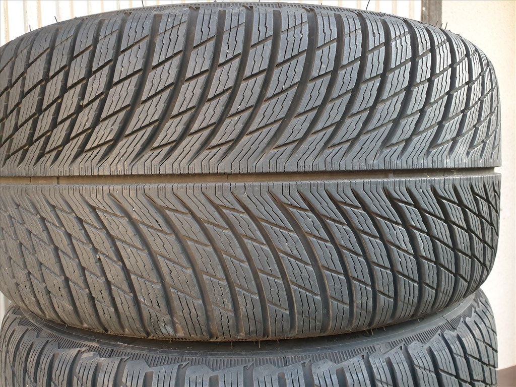  275/35 19 Michelin Pilot Alpin5 4. kép