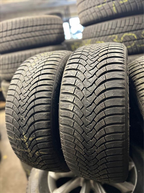  235/4518" FALKEN téli 4dv, 235/45 R18, 235/45R18 2. kép