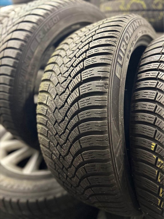  235/4518" FALKEN téli 4dv, 235/45 R18, 235/45R18 3. kép