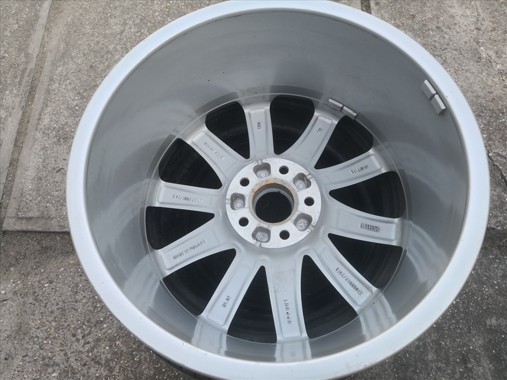 Audi 18-as sérült 5x112-es lyukosztású alufelni 6. kép