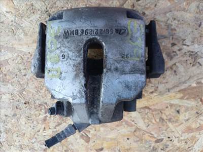 BMW E39 (1995-2004) Jobb Első Féknyereg 