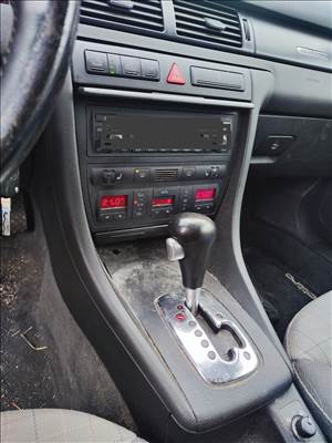 Audi A6 C5 1din középső konzol 2000-2004