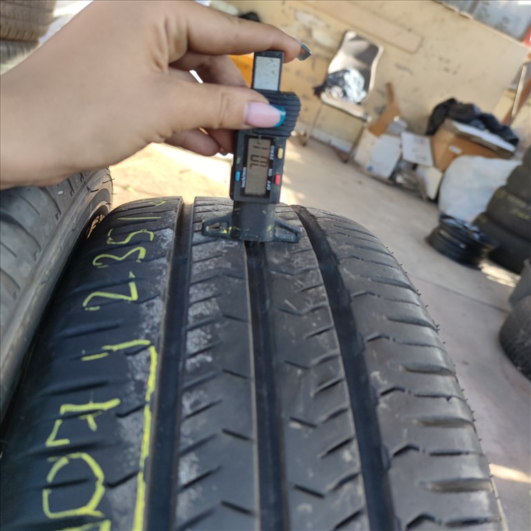  235/65 R16C Nexen nyári gumi 85000ft a 4db/307/ 4. kép