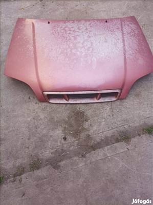 Suzuki Swift motorháztető kis szépséghibával eladó