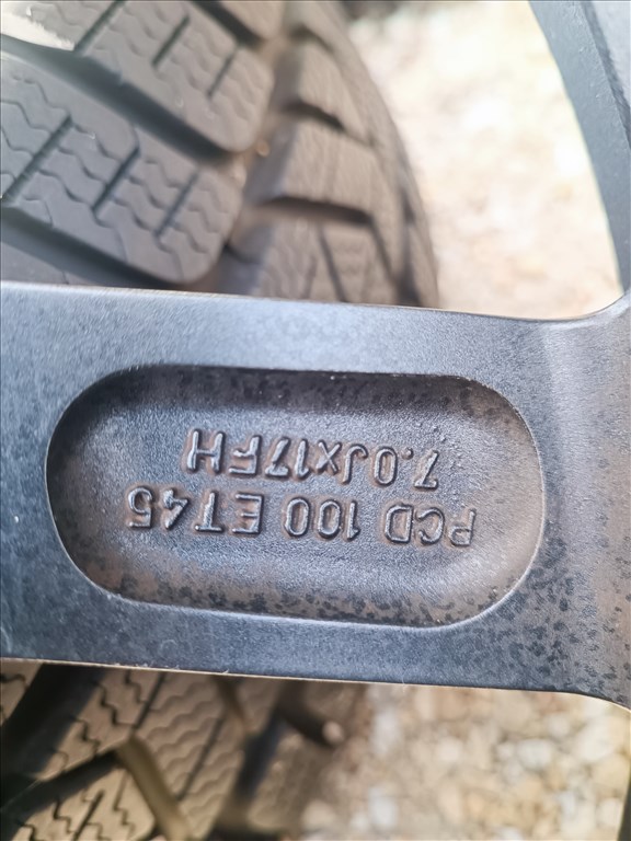  17" Gyári Mazda MX5 újszerű alufelni, rajta 205/45 R17 Pirelli téli gumival szenzorral  9. kép
