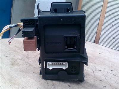 RENAULT THALIA 02.03-08.10 Biztosítéktábla BCM BSI BSM SAM GEM modul Utastér