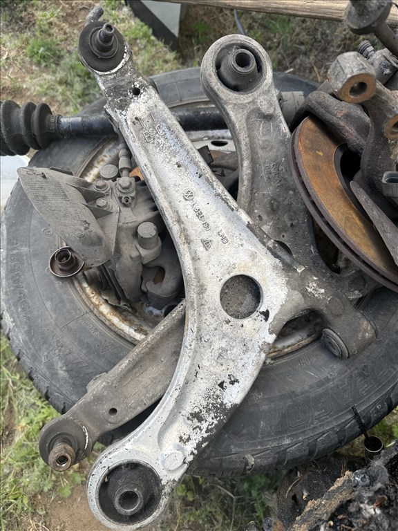 Volkswagen Lupo bontott alkatrészei vagy egyben bontásra eladó 15. kép