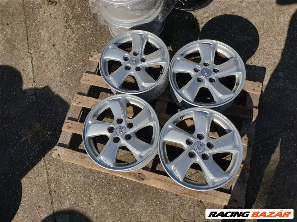 16" 5x114,3 Hyundai 1. kép