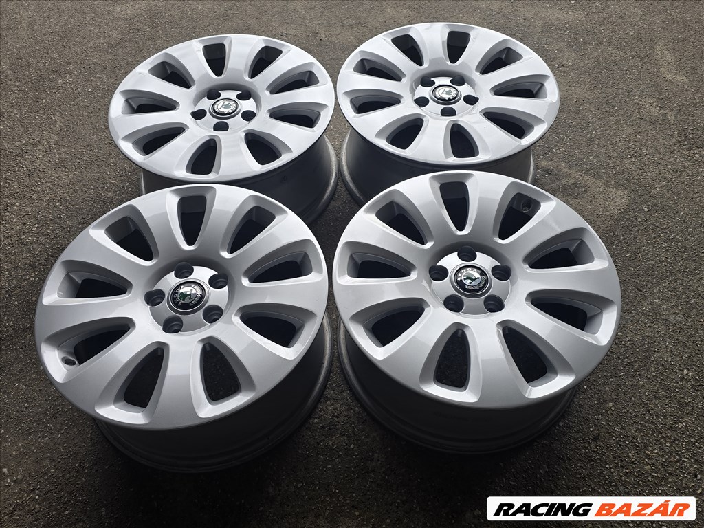  17"-es, 5x112-es újszerű gyári Skoda alufelni 3. kép