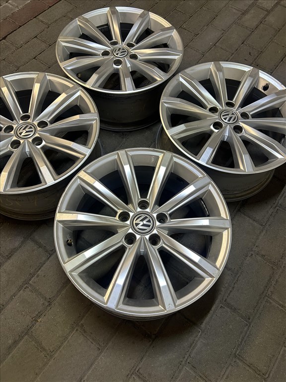  5x112 GYARI VW 17”VOLKSWAGEN R17, 17 SEAT,SKODA felnik 2. kép