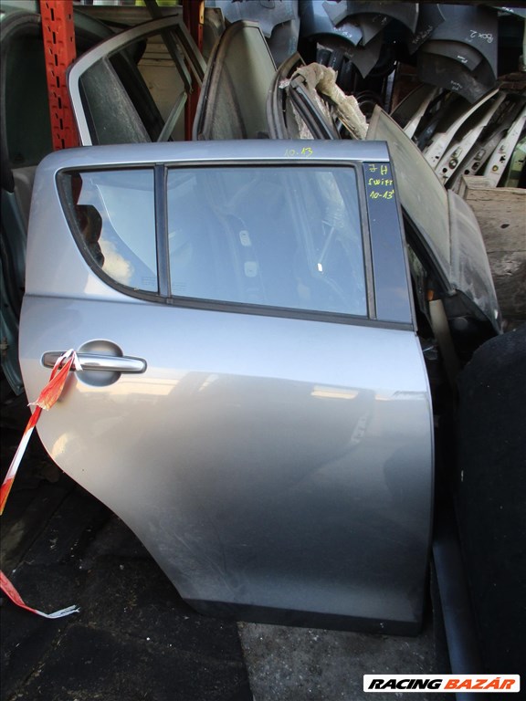 Suzuki Swift VI hátsó ajtó bal-jobb 2. kép