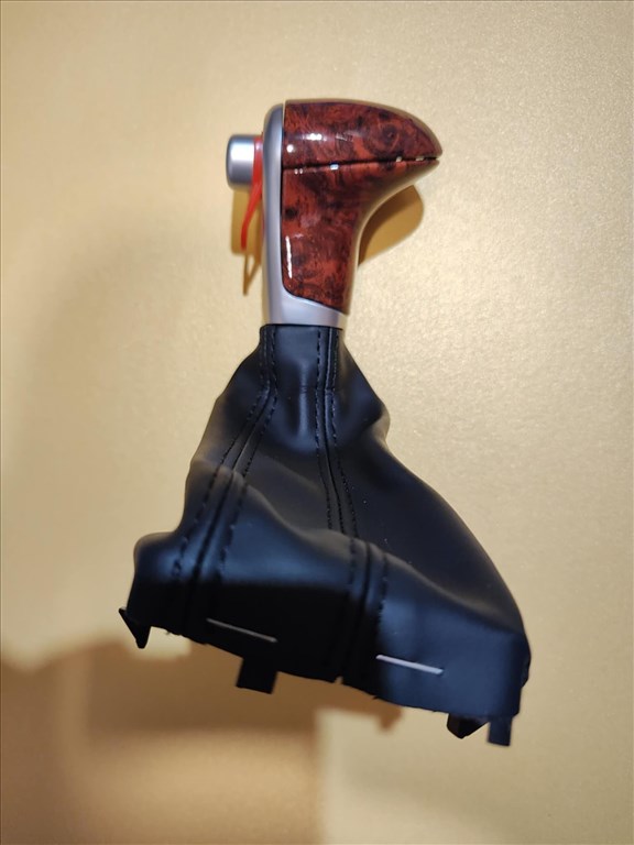 Audi A6 C5, C6, C7 automata váltógomb, fa 2. kép