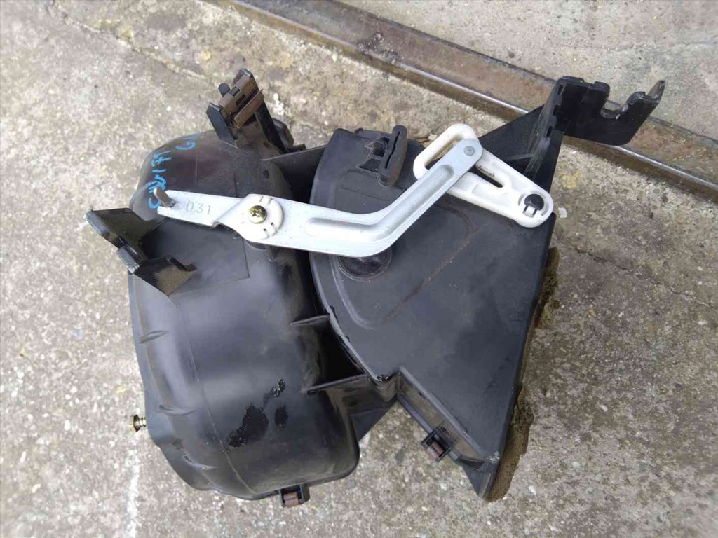 Suzuki Swift II 92-03 Fûtés Box AA1163004340 1. kép