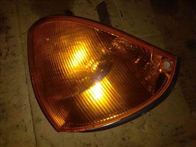 Suzuki Swift II 92-03 Jobb Első Index / Irányjelző