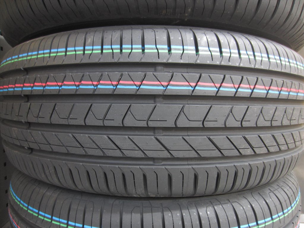  215/55 R17 BARUM BRAVURIS 6 94V 2. kép